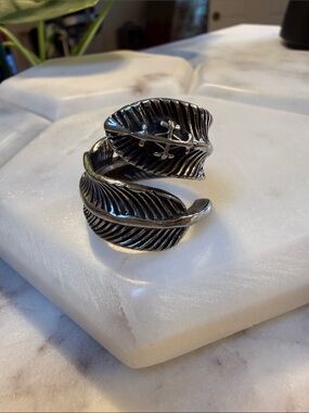 Sterling-Look Leaf Wrap Ring in Antiqued Silver